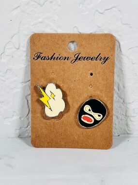 Fashion Jewelry Lightning Cloud & Mask Pin  Set